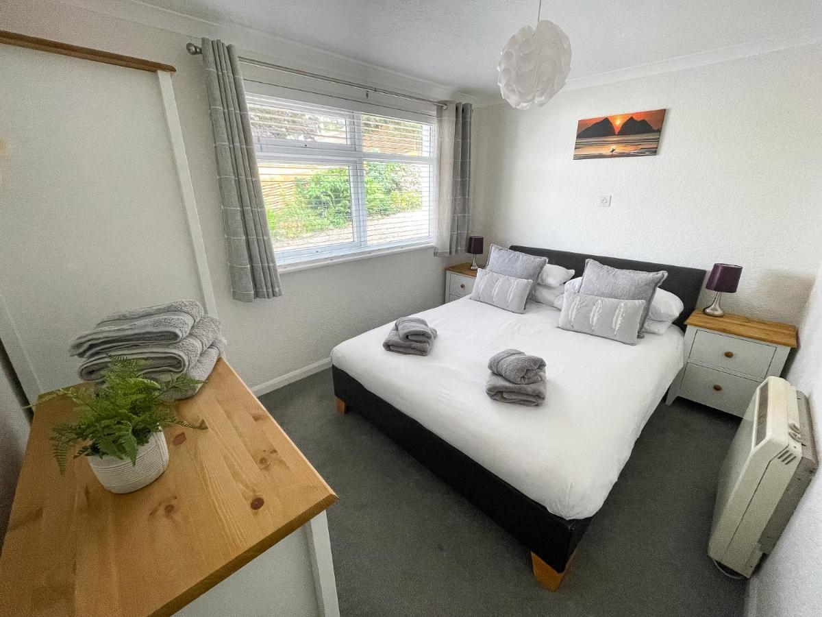 2 Chatsworth Riverscape Apartments - Peaceful Apartment In Great Location With Free Parking Overlooking The Gannel Just A Short Walk From Newquays Incredible Beaches And Local Amenities Ньюки Экстерьер фото